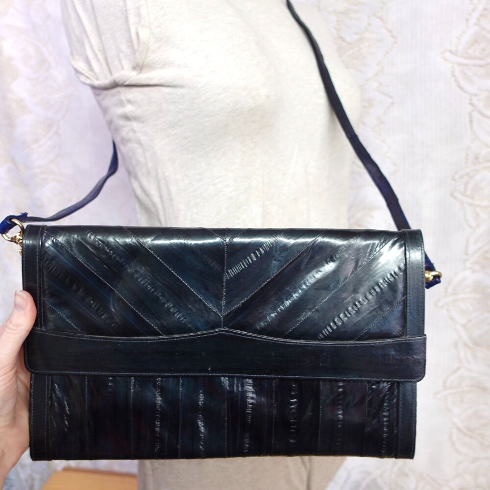Eel Skin Blue Clutch Purse 1980s Vintage Goth Grunge Party Formal Retro Chic